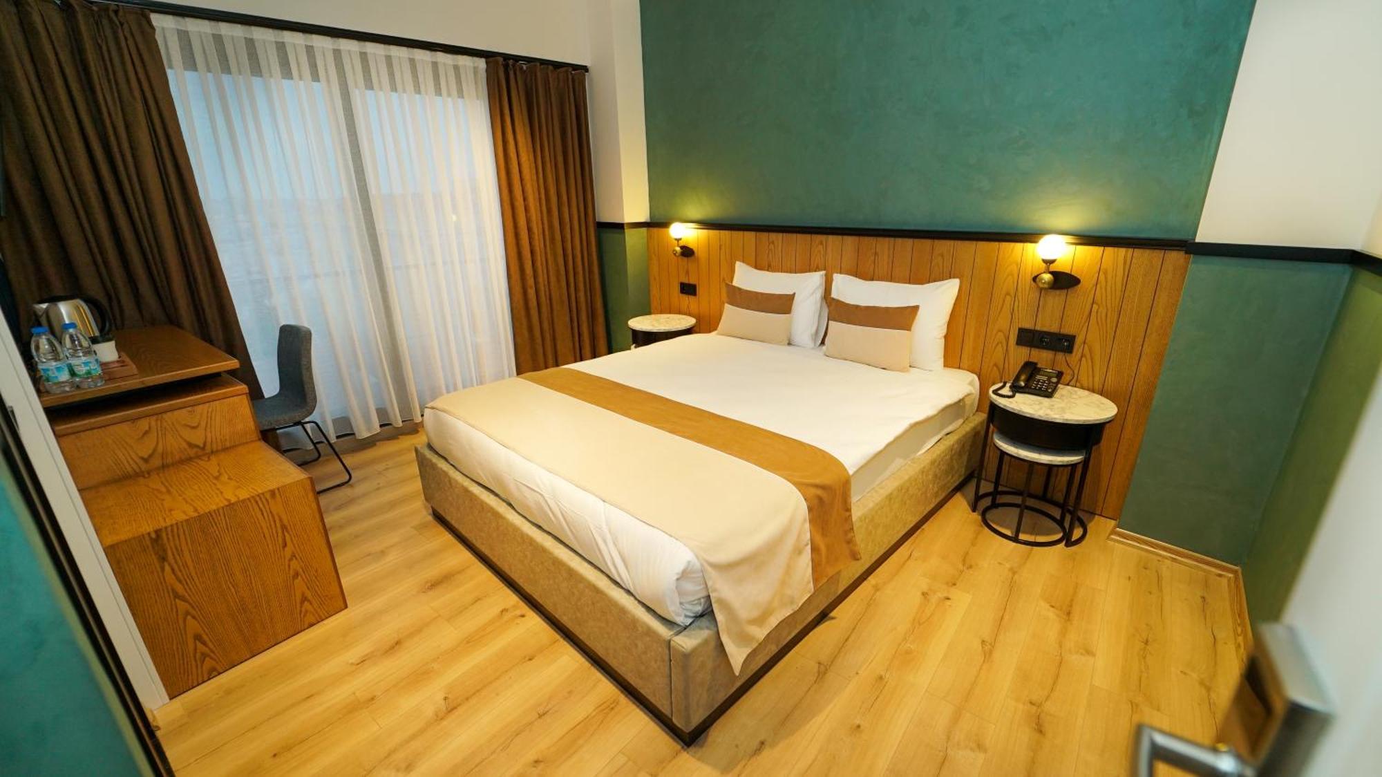Fragments Hotel