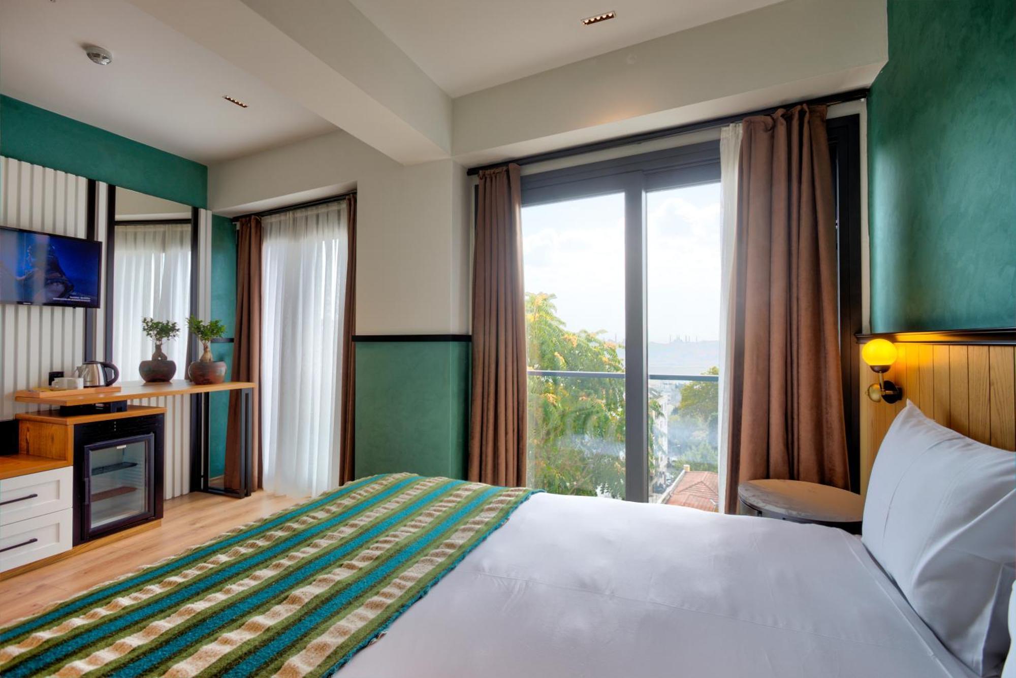 Fragments Hotel 4*